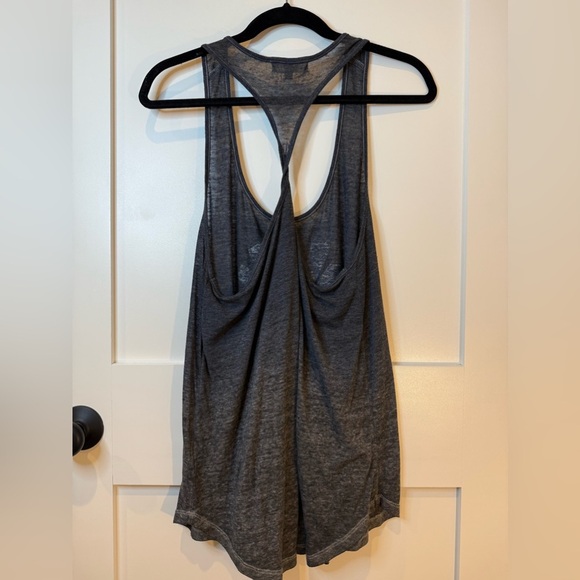 Touch Women’s New York Yankees Navy White Razor Back Tank Top Size L - Picture 2 of 3